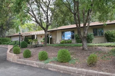 8891 Simmons Rd, Redding, CA 96001 photo 1