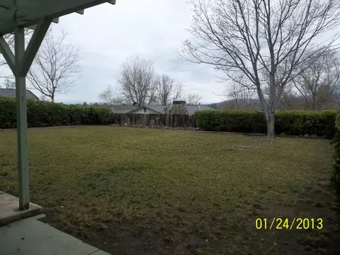 1006 Lema Rd, Redding, CA 96003 photo 4