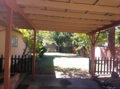 2158 Park Marina Dr, Redding, CA 96001 photo 3