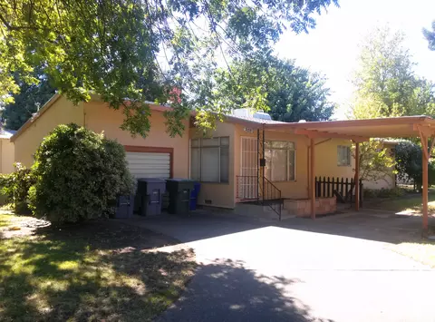 2158 Park Marina Dr, Redding, CA 96001 photo 2