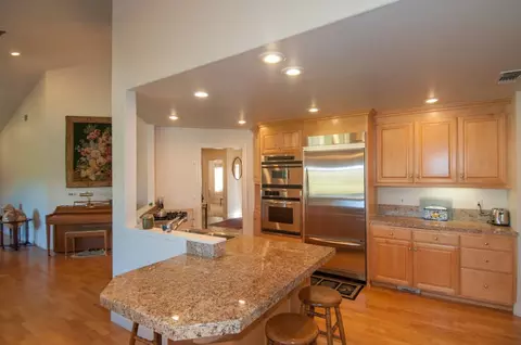 20345 Greenview Dr, Redding, CA 96002 photo 6