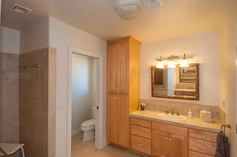 20345 Greenview Dr, Redding, CA 96002 photo 15