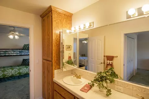 4325 Sounding Brook Ct, Redding, CA 96001 photo 19