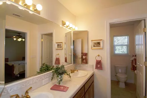 4325 Sounding Brook Ct, Redding, CA 96001 photo 18