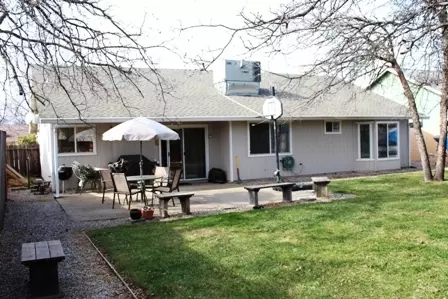 1937 Charade Way, Redding, CA 96001 photo 4