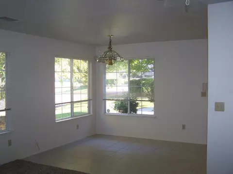 3030 Carson Dr, Redding, CA 96003 photo 3