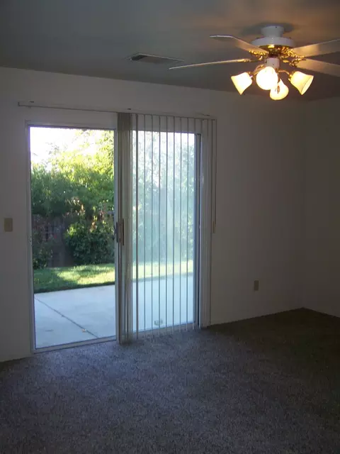 3030 Carson Dr, Redding, CA 96003 photo 8