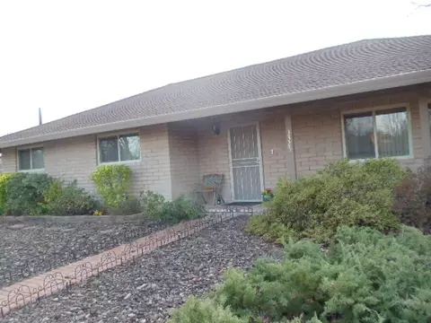 3325 Winding Way, Redding, CA 96003 photo 1