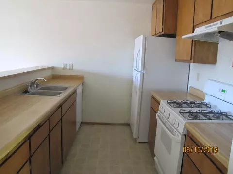 2041 Charade, Redding, CA 96003 photo 3