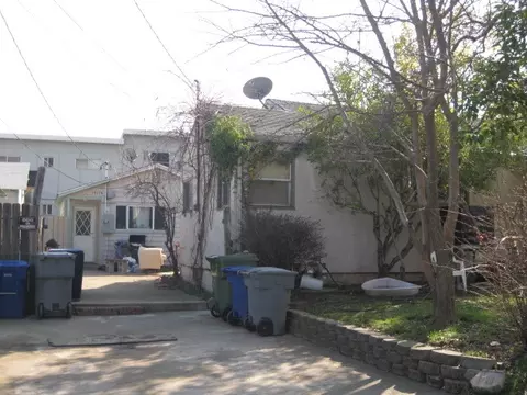1917 9th St, Redding, CA 96001 photo 2