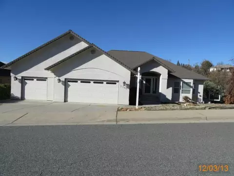 3346 Stanford Dr, Redding, CA 96003 photo 1