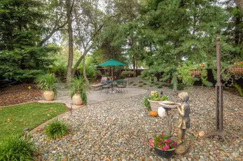 2572 Templeton Dr, Redding, CA 96002 photo 38