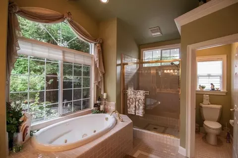 2572 Templeton Dr, Redding, CA 96002 photo 26