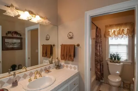 2572 Templeton Dr, Redding, CA 96002 photo 29