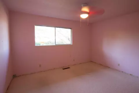820 Hallmark Dr, Redding, CA 96001 photo 11