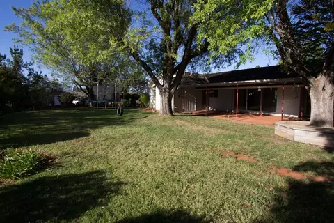 820 Hallmark Dr, Redding, CA 96001 photo 13