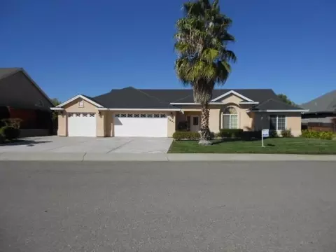 3882 Tea Rose Ct, Redding, CA 96001 photo 1
