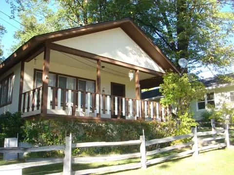 300 Orem St, Mount Shasta, CA 96067 photo 1