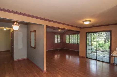 3574 Somerset Ave, Redding, CA 96002 photo 4