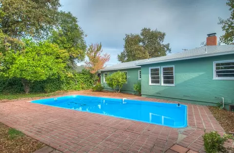 815 Gold St, Redding, CA 96001 photo 30