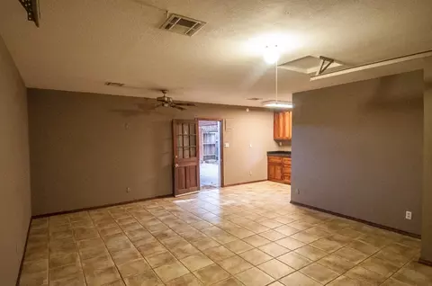 815 Gold St, Redding, CA 96001 photo 29