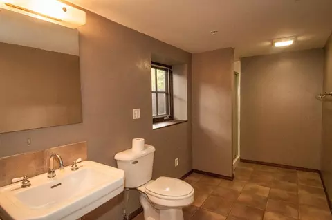 815 Gold St, Redding, CA 96001 photo 27