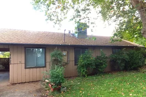 7623 Green Meadow Ln, Redding, CA 96002 photo 2