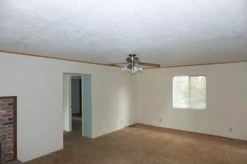 7623 Green Meadow Ln, Redding, CA 96002 photo 6