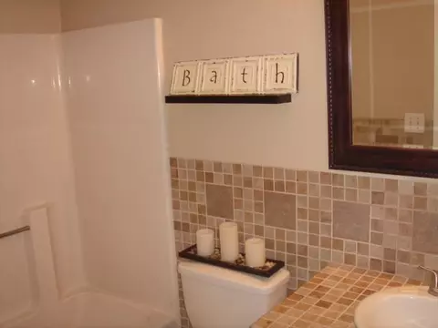 1672 Galaxy Way, Redding, CA 96002 photo 14