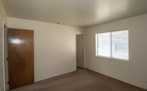 6948 Hemlock St, Redding, CA 96001 photo 14