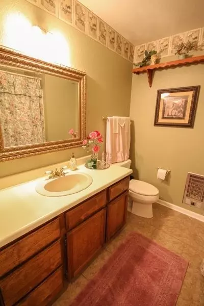19101 Nathan Way, Redding, CA 96003 photo 16
