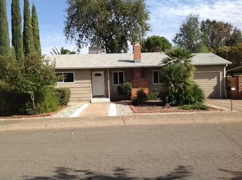 3909 Mercury Dr, Redding, CA 96002 photo 2