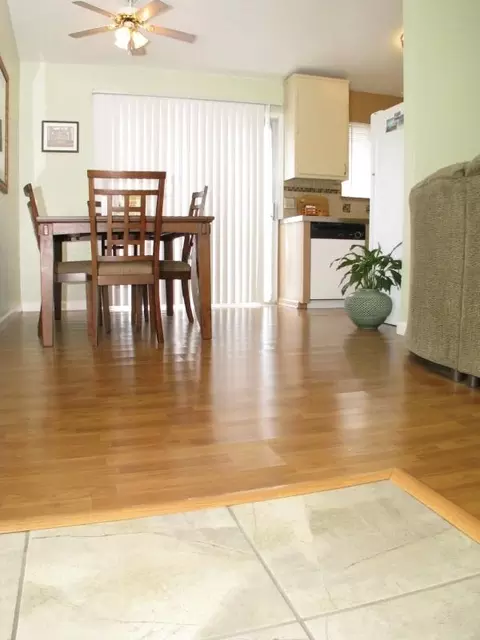 1227 Whistling Dr, Redding, CA 96003 photo 4