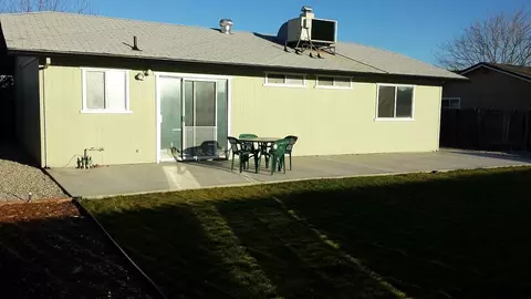 1227 Whistling Dr, Redding, CA 96003 photo 17