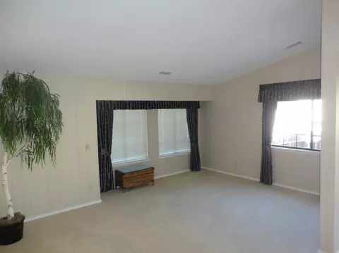 1643 Lakeside Dr, Redding, CA 96001 photo 8