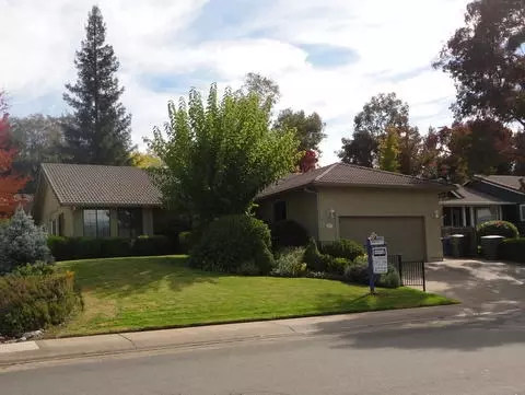 1643 Lakeside Dr, Redding, CA 96001 photo 1