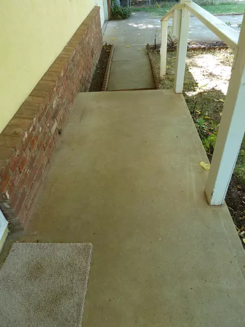 2755 Irwin Rd, Redding, CA 96002 photo 4