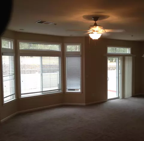 3173 Sinaloa, Redding, CA 96002 photo 5