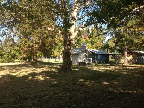 19326 Niles Ln, Redding, CA 96002 photo 48