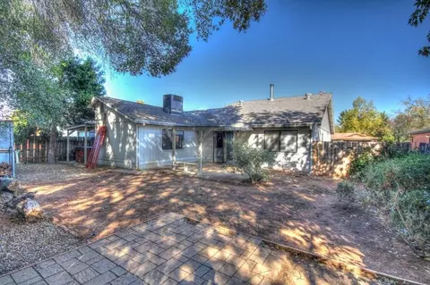 1923 Galaxy Way, Redding, CA 96002 photo 5