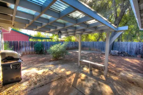 1923 Galaxy Way, Redding, CA 96002 photo 13