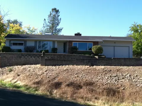 8680 Valley View Rd, Redding, CA 96001 photo 1