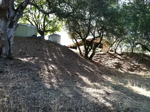 8680 Valley View Rd, Redding, CA 96001 photo 5