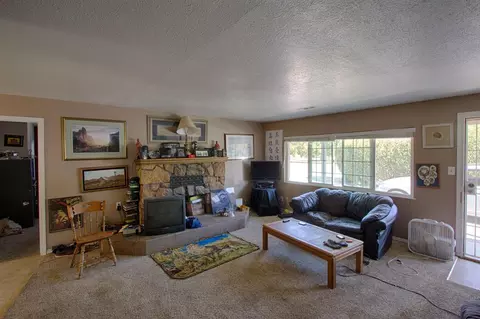 22085 Hermosa Dr, Anderson, CA 96007 photo 21