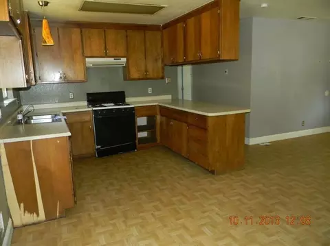 2986 Henderson Rd, Redding, CA 96002 photo 14