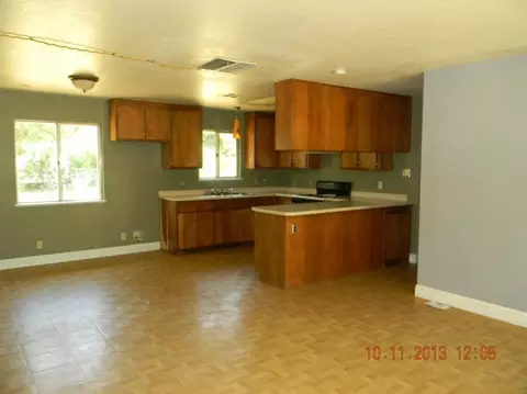 2986 Henderson Rd, Redding, CA 96002 photo 15