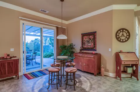 3273 Stanford Dr, Redding, CA 96003 photo 8