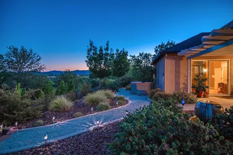 3273 Stanford Dr, Redding, CA 96003 photo 23