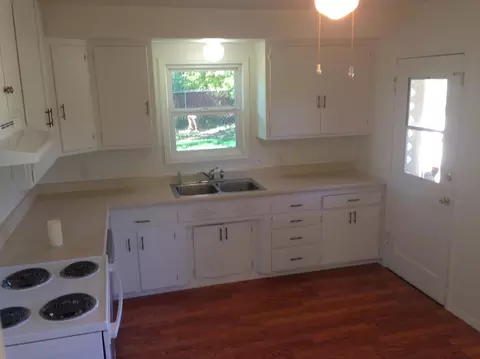 5346 Elm Ln, Redding, CA 96001 photo 8