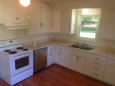 5346 Elm Ln, Redding, CA 96001 photo 9